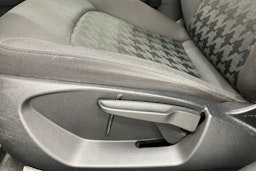 Valkoinen Audi A3 2014 kuva 16.