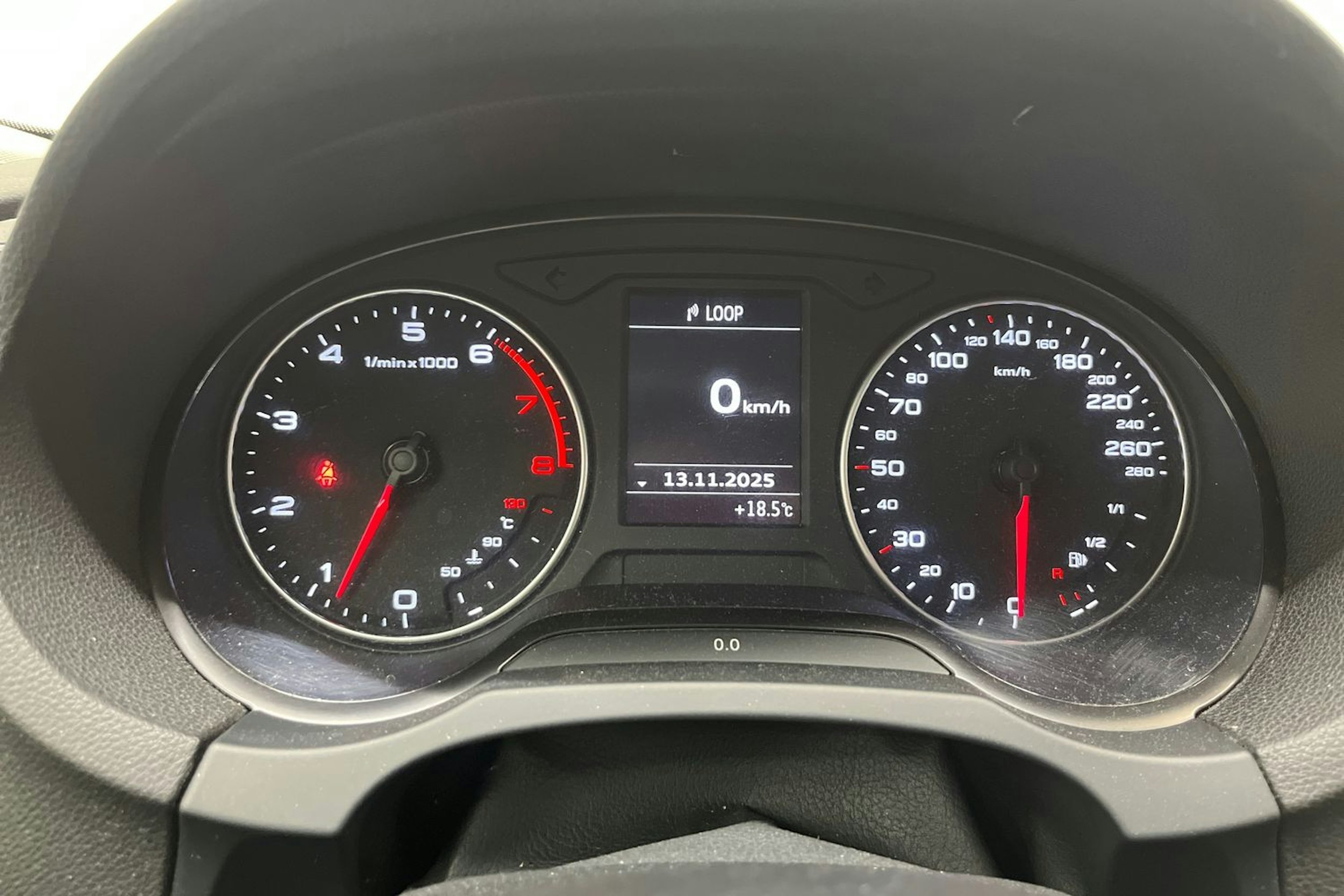 Valkoinen Audi A3 2014 kuva 20.