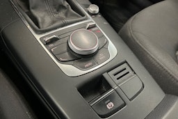 Valkoinen Audi A3 2014 kuva 25.