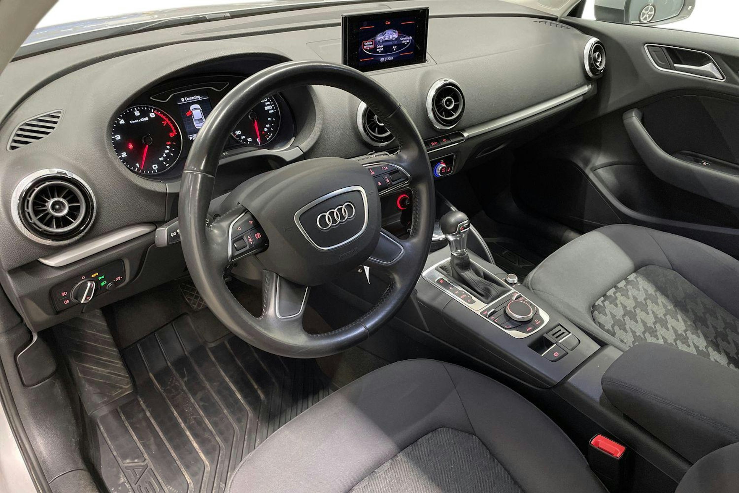 harmaa Audi A3 2014 kuva 34.