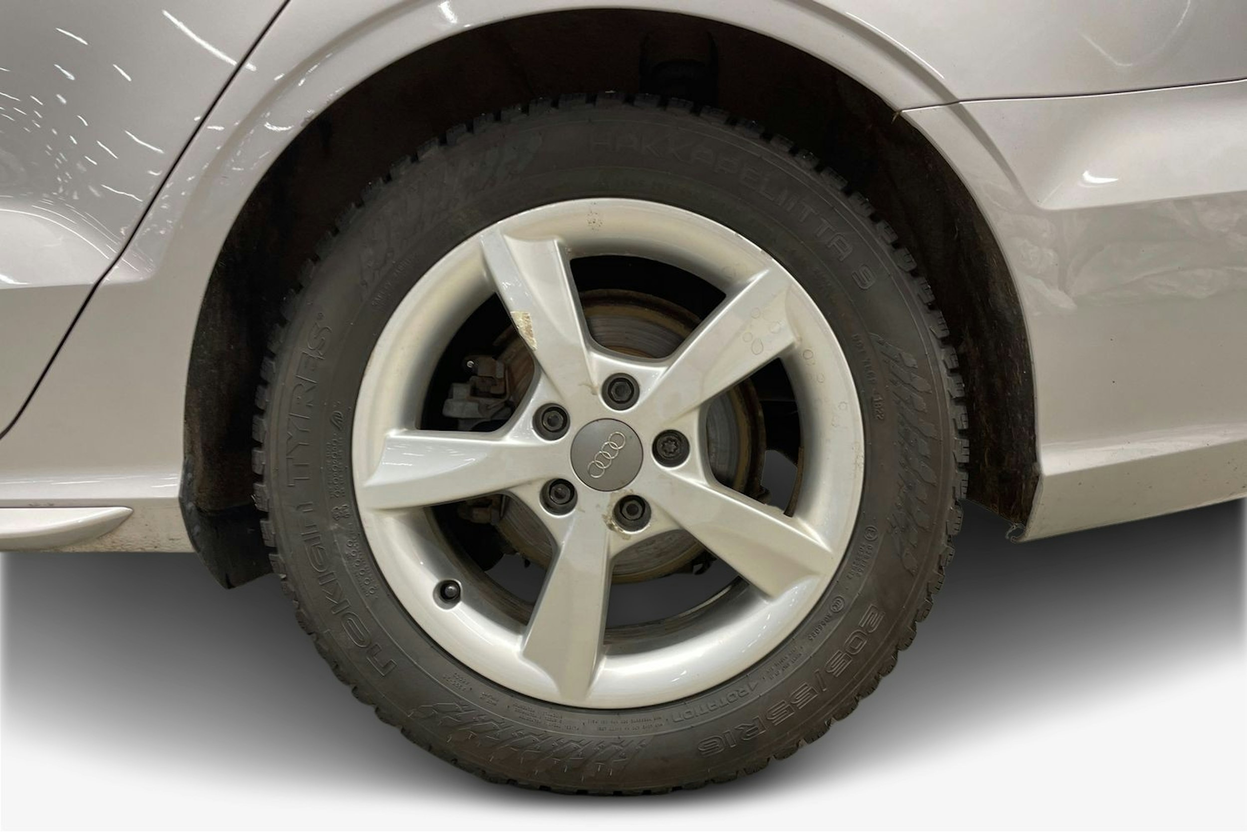 harmaa Audi A3 2014 kuva 38.