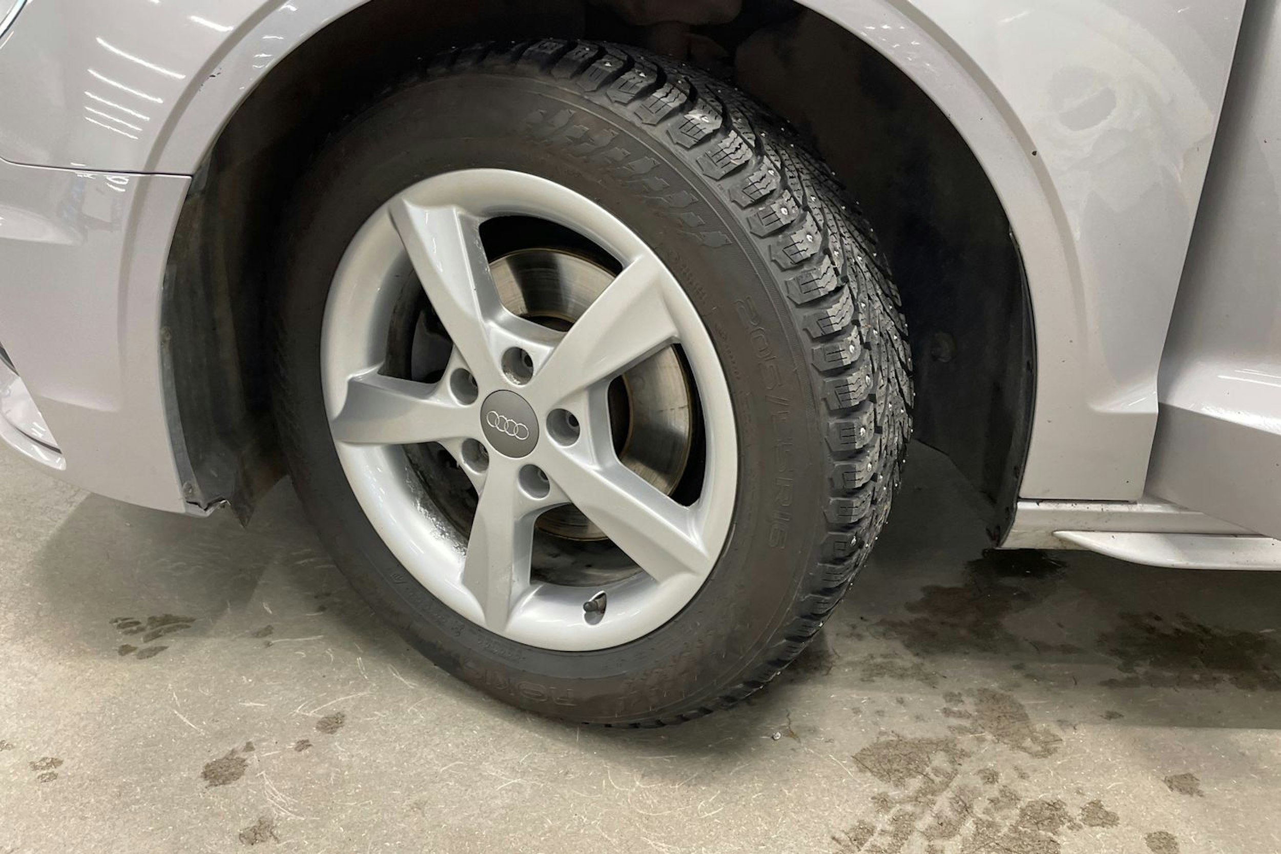 harmaa Audi A3 2014 kuva 40.