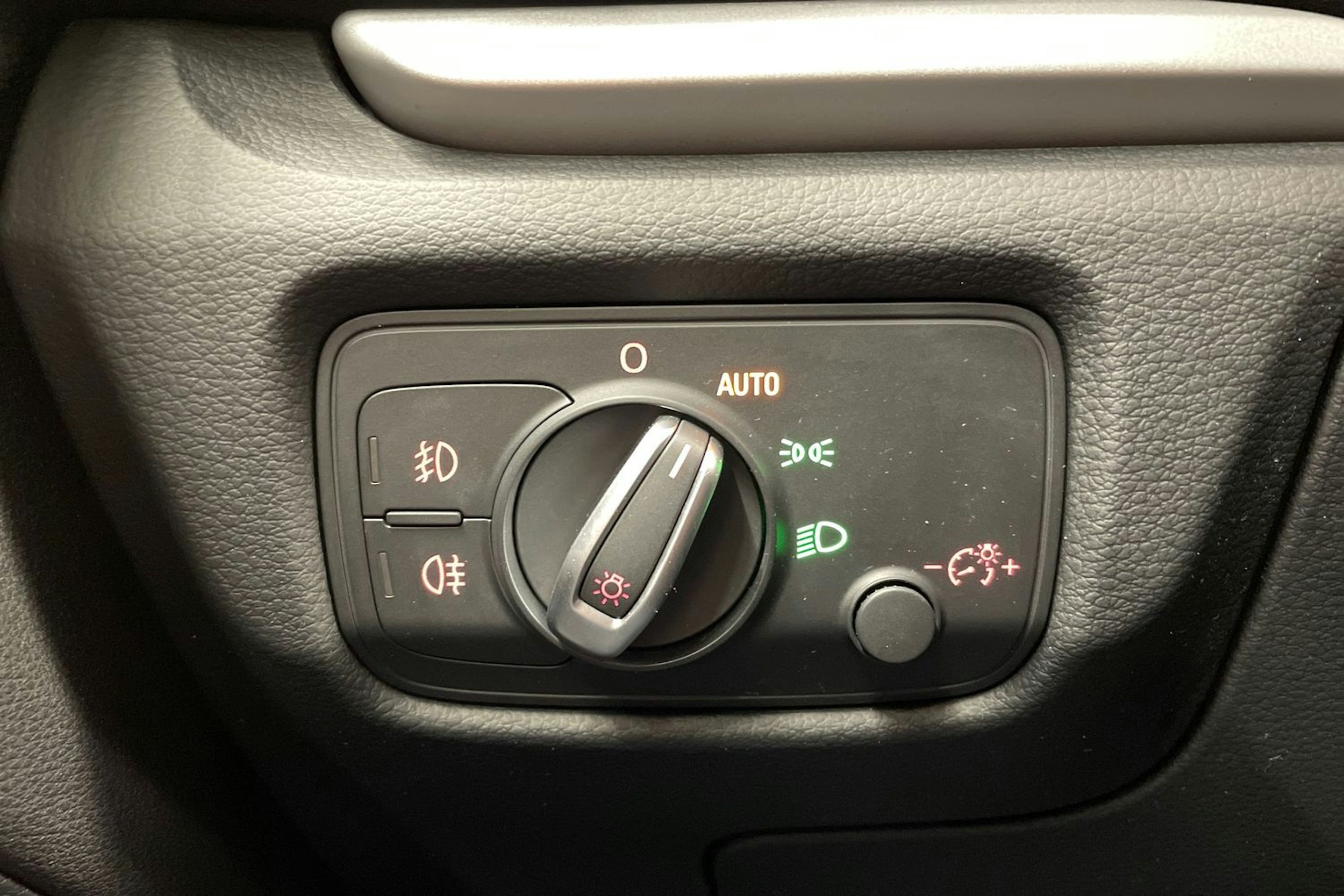 harmaa Audi A3 2014 kuva 48.