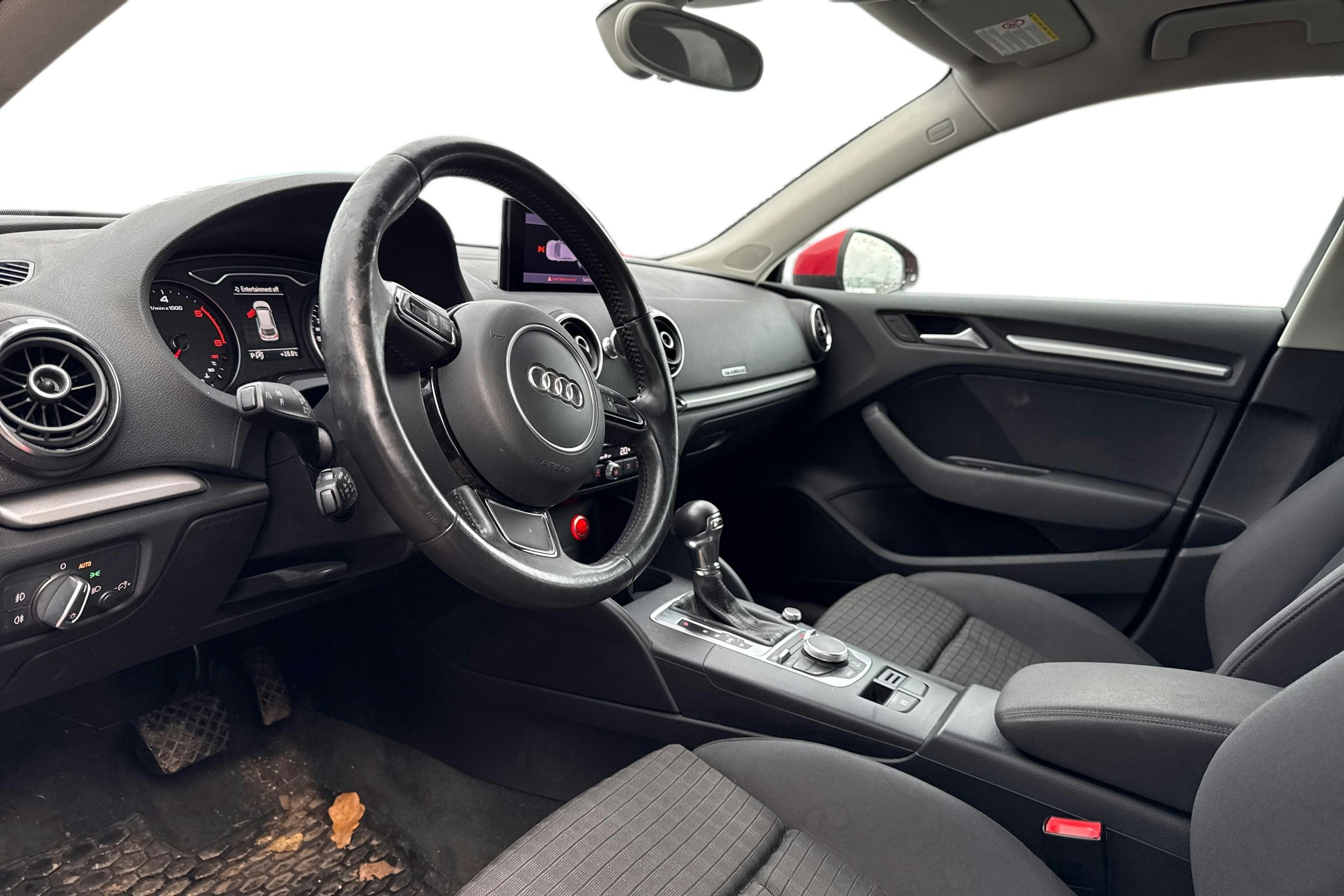 Punainen Audi A3 2014 kuva 3.