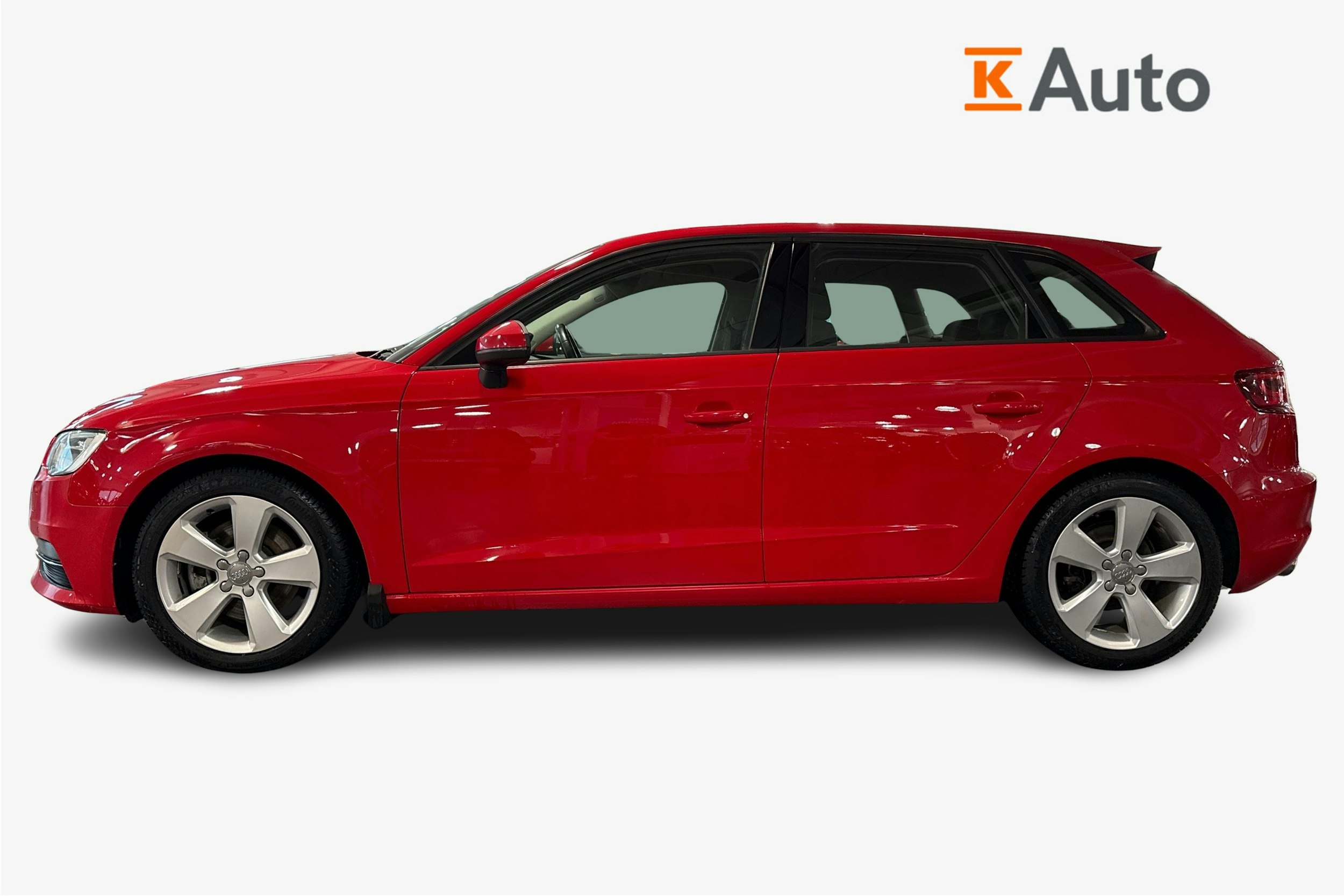 Punainen Audi A3 2014 kuva 6.