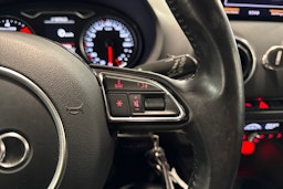 Punainen Audi A3 2014 kuva 17.