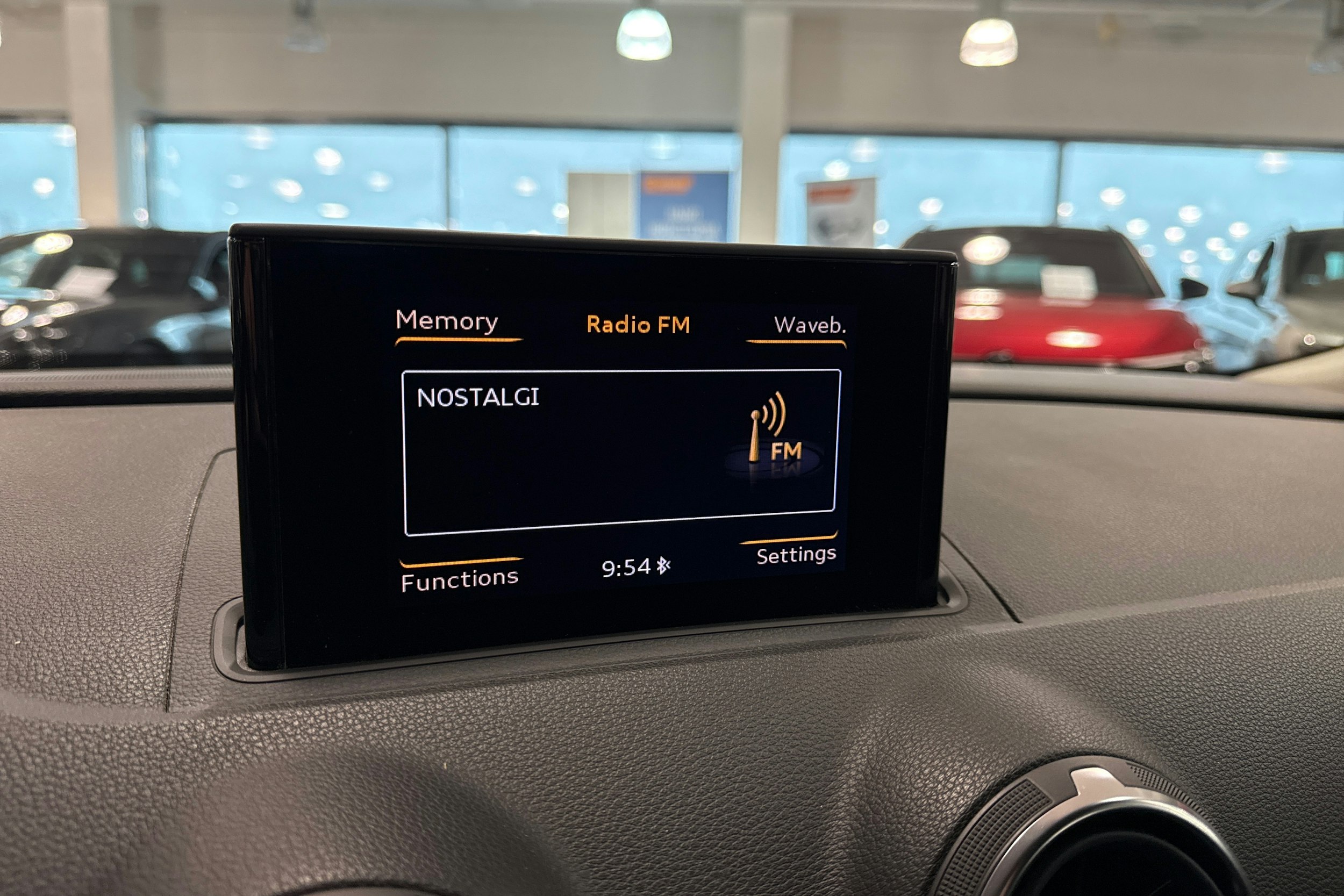 Punainen Audi A3 2014 kuva 20.