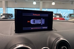 Punainen Audi A3 2014 kuva 21.