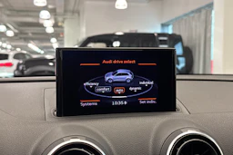 Punainen Audi A3 2014 kuva 27.