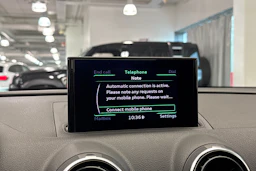 Punainen Audi A3 2014 kuva 29.