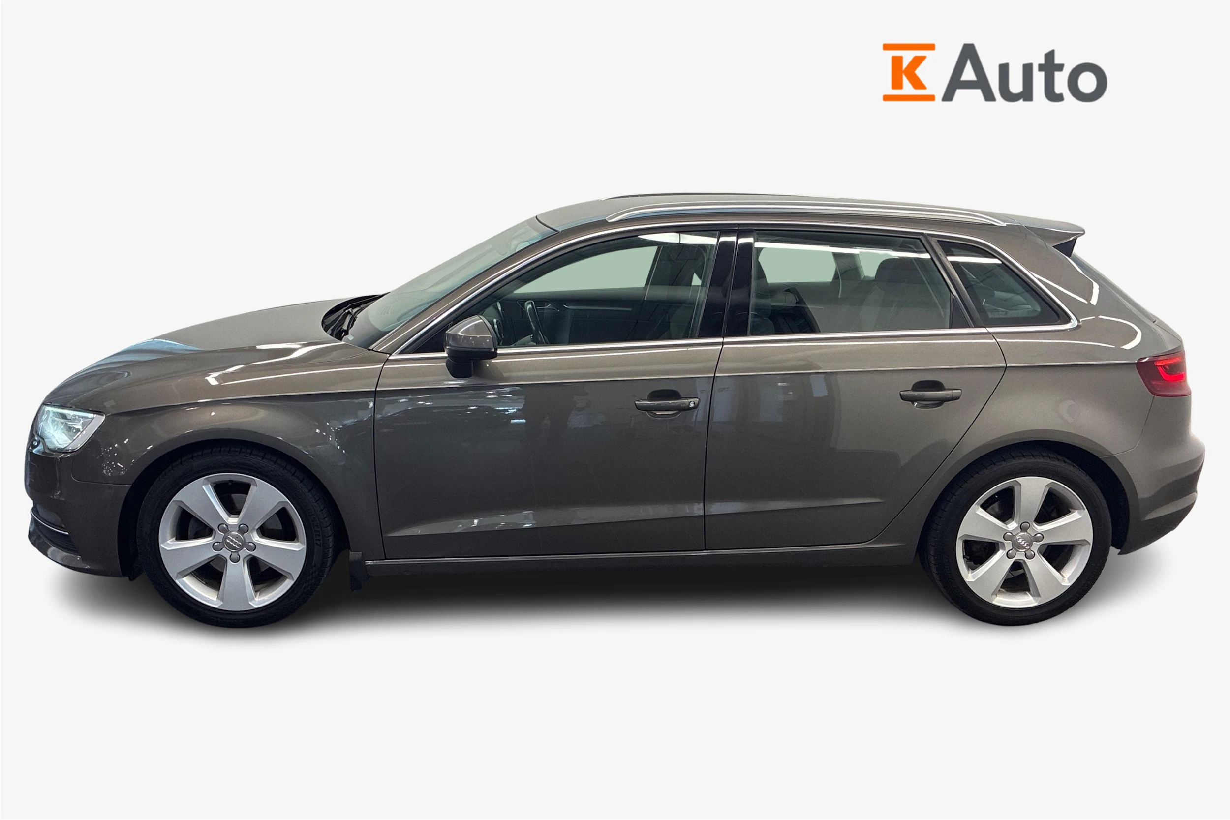 harmaa Audi A3 2014 kuva 5.