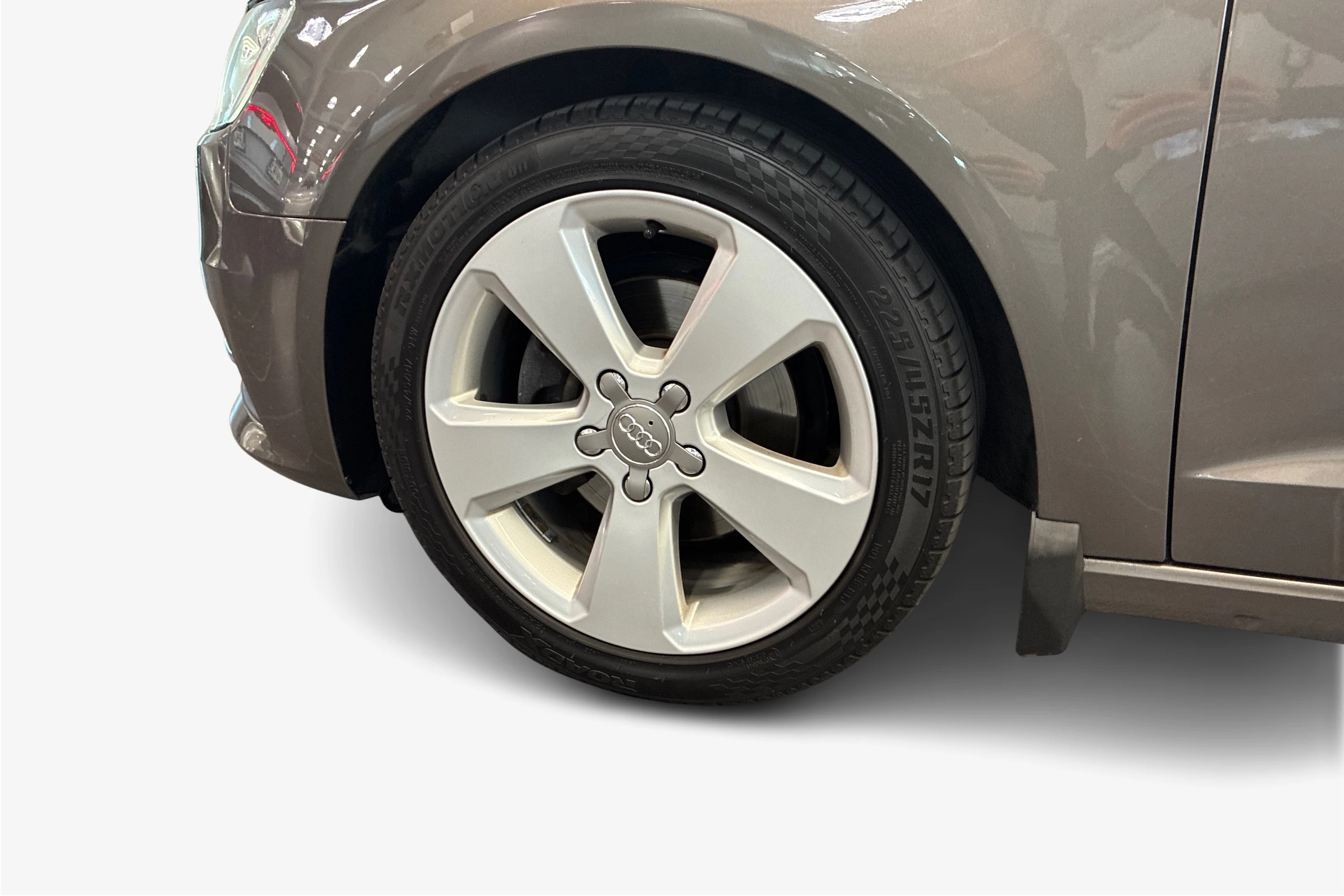 harmaa Audi A3 2014 kuva 9.