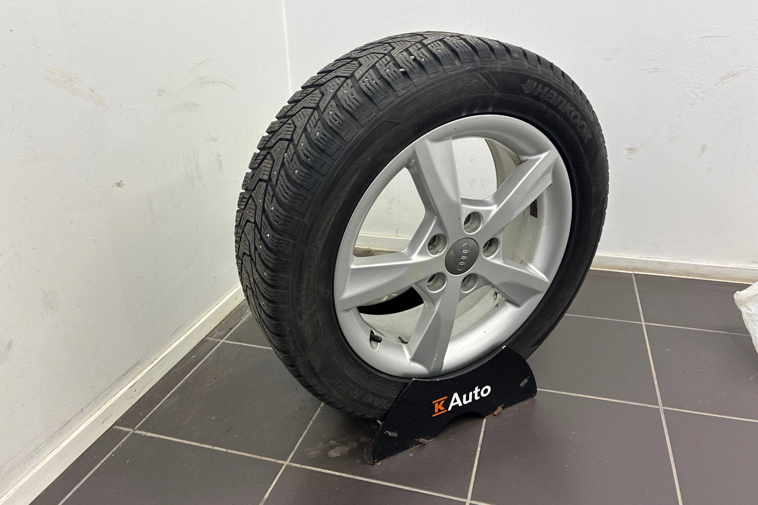 harmaa Audi A3 2014 kuva 10.