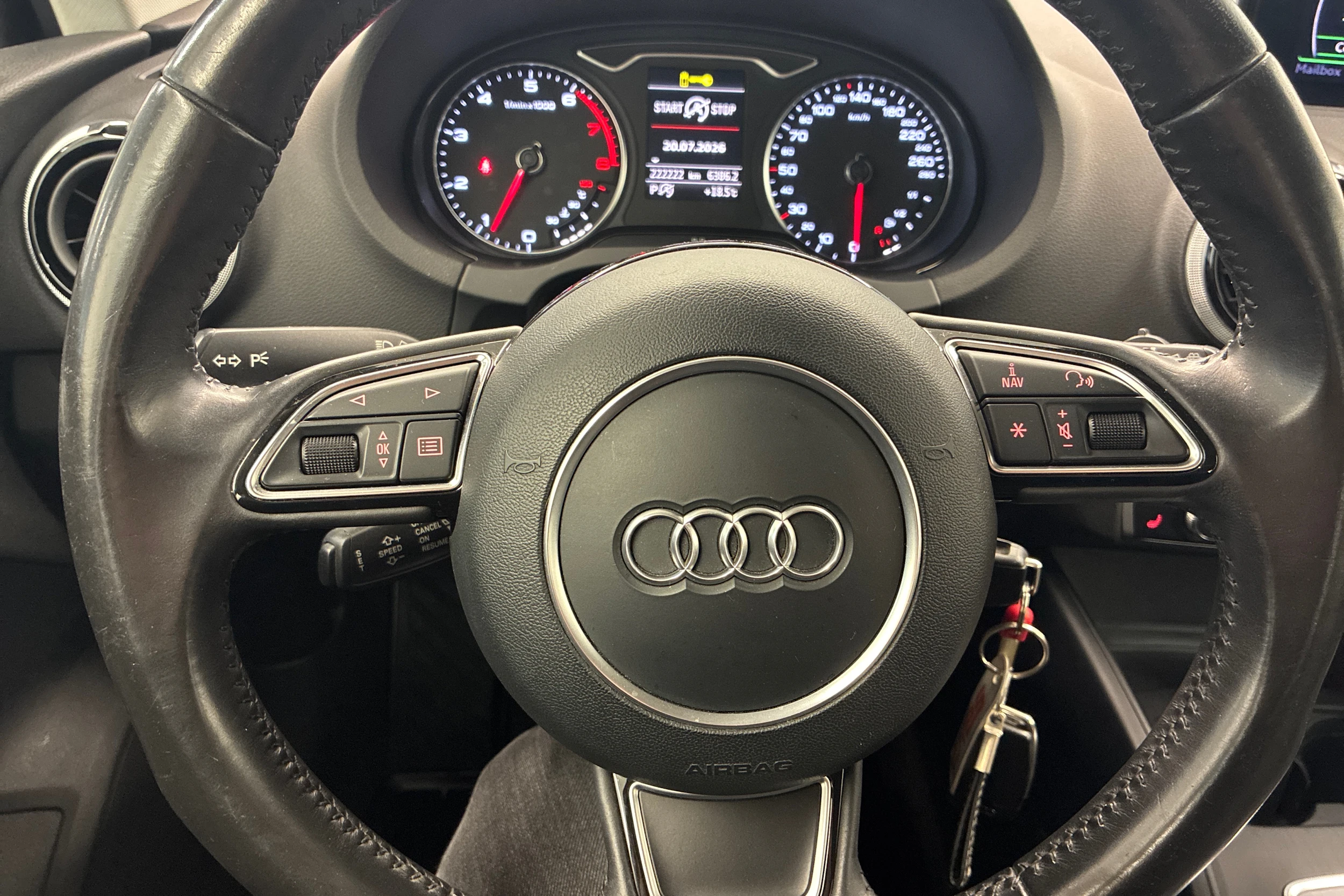 harmaa Audi A3 2014 kuva 15.