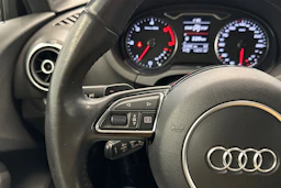 valkoinen Audi A3 2014 kuva 15.