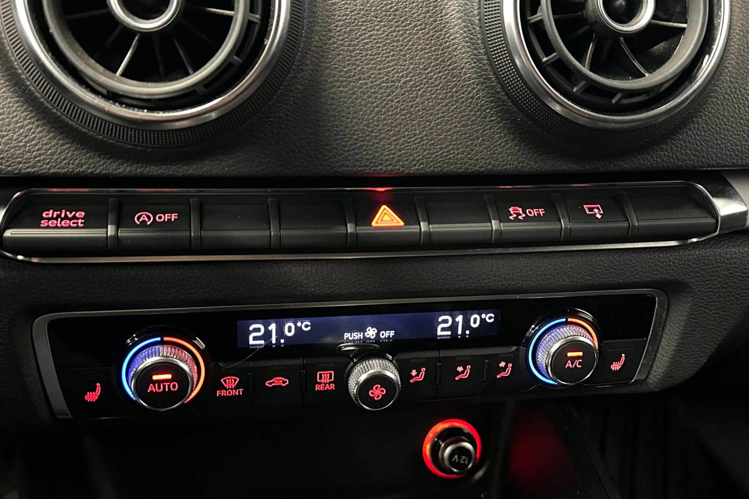 hopea Audi A3 2014 kuva 21.