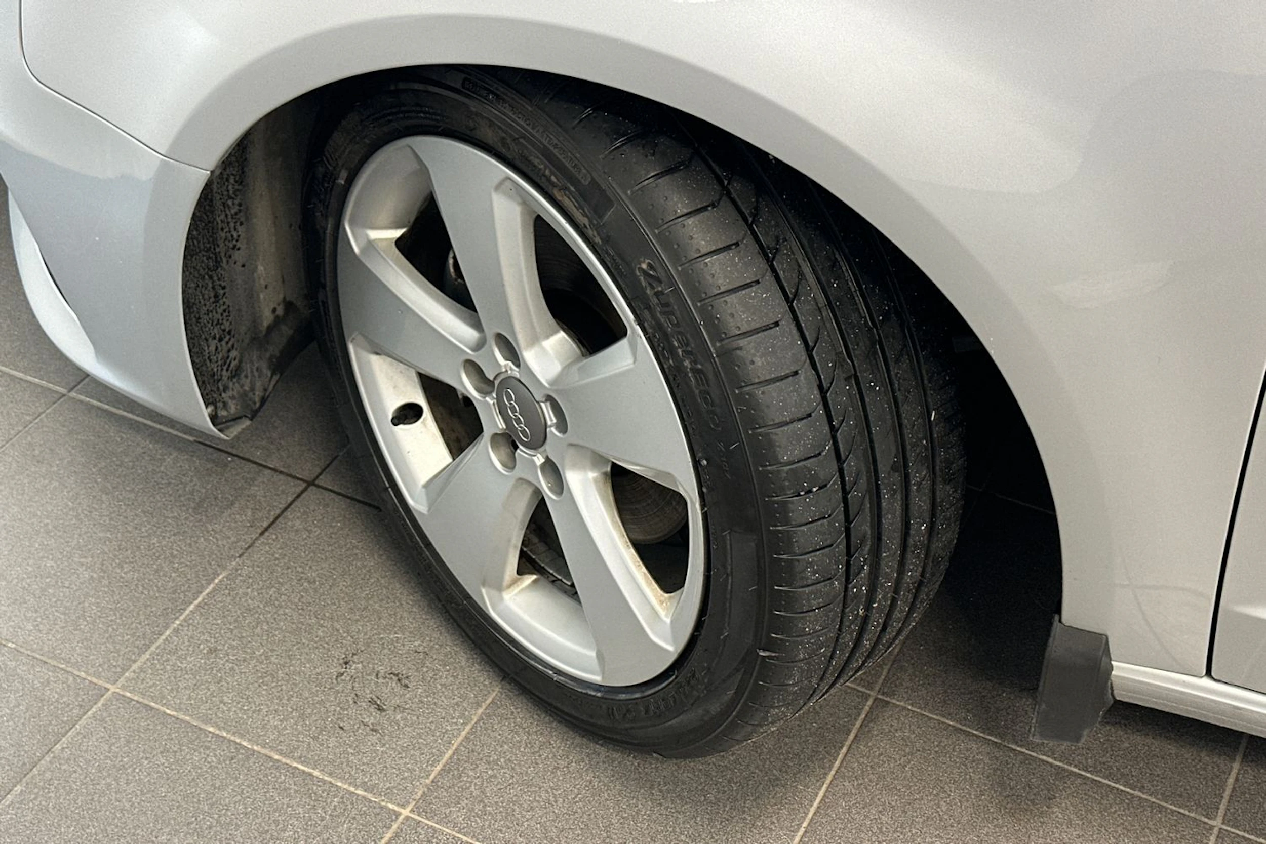 hopea Audi A3 2014 kuva 25.