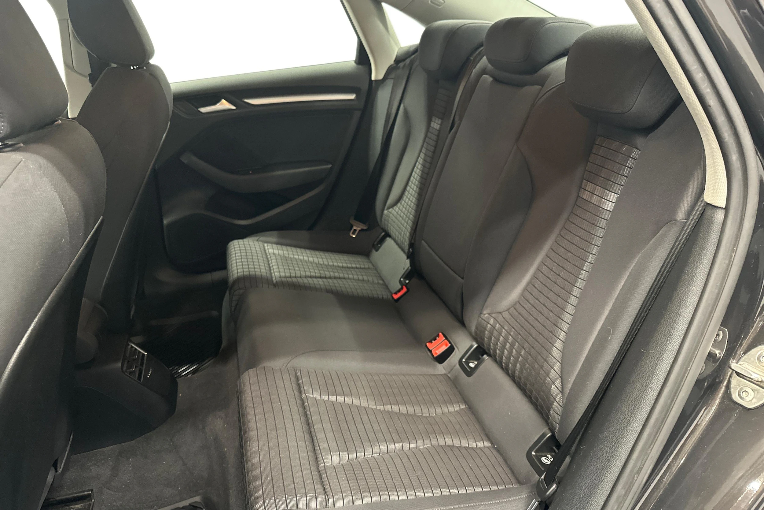 ruskea (beige) Audi A3 2014 kuva 8.
