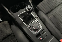 ruskea (beige) Audi A3 2014 kuva 24.