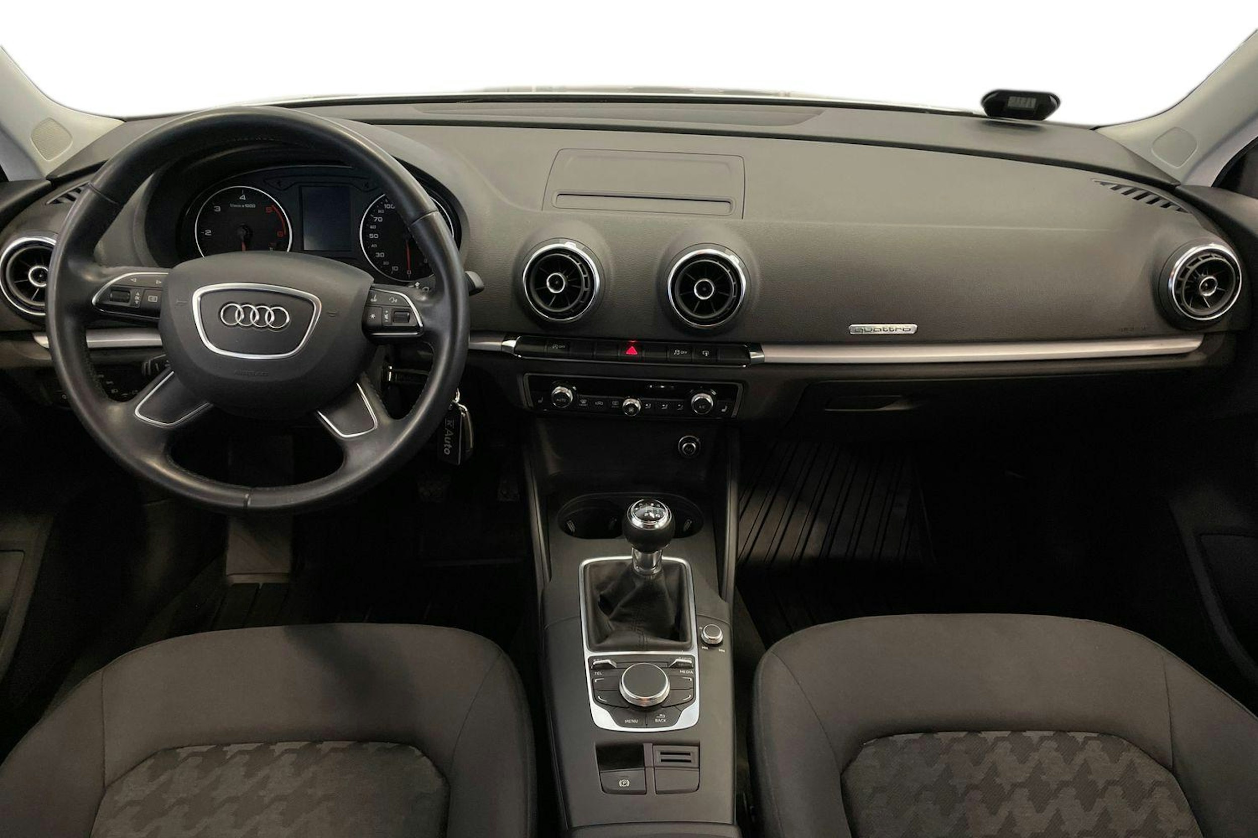 hopea Audi A3 2014 kuva 9.