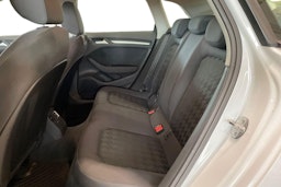 valkoinen Audi A3 2014 kuva 10.