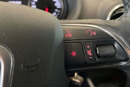 valkoinen Audi A3 2014 kuva 16.