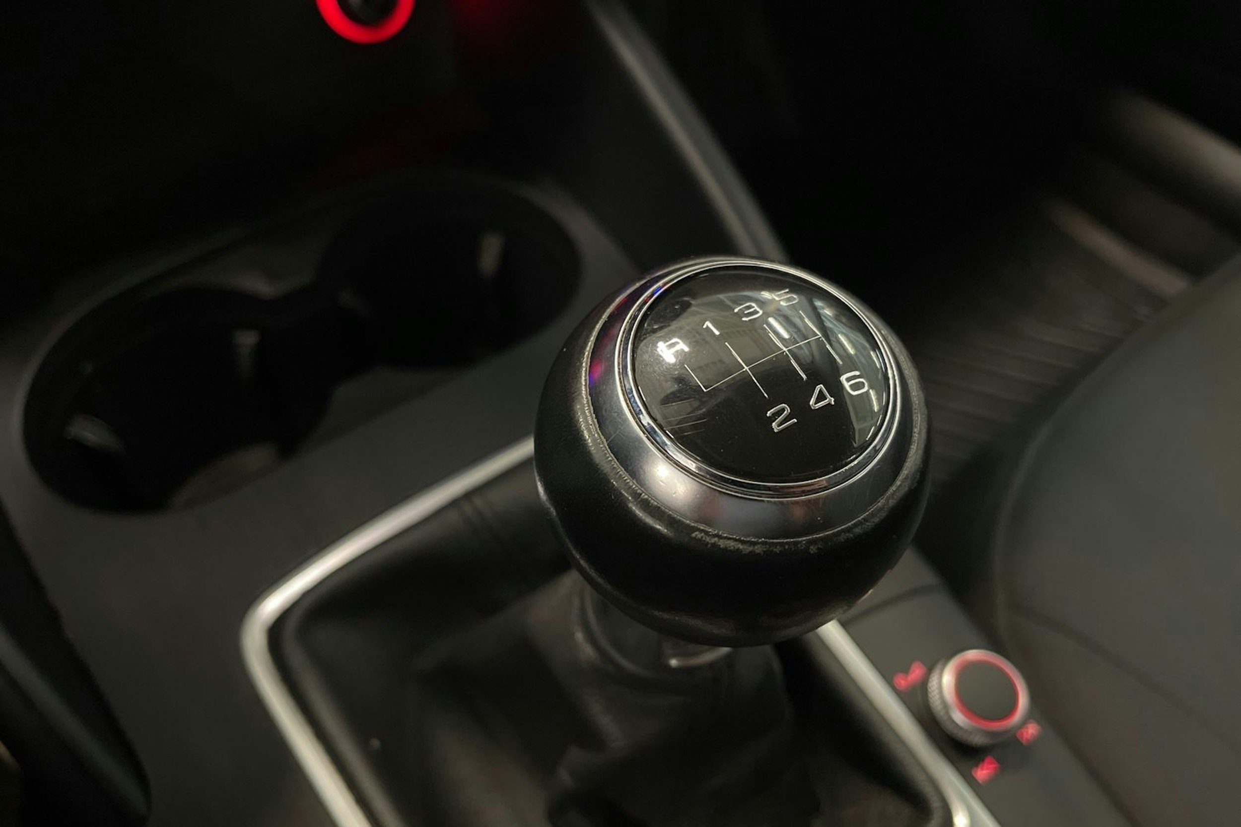 valkoinen Audi A3 2014 kuva 30.