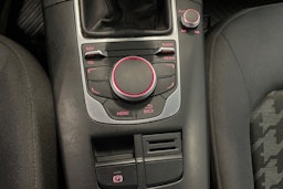 valkoinen Audi A3 2014 kuva 31.
