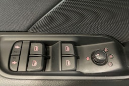 valkoinen Audi A3 2014 kuva 32.