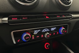 valkoinen Audi A3 2014 kuva 24.