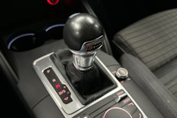 valkoinen Audi A3 2014 kuva 25.