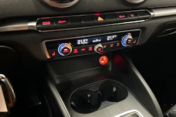 harmaa Audi A3 2014 kuva 22.