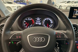valkoinen Audi A3 2014 kuva 12.