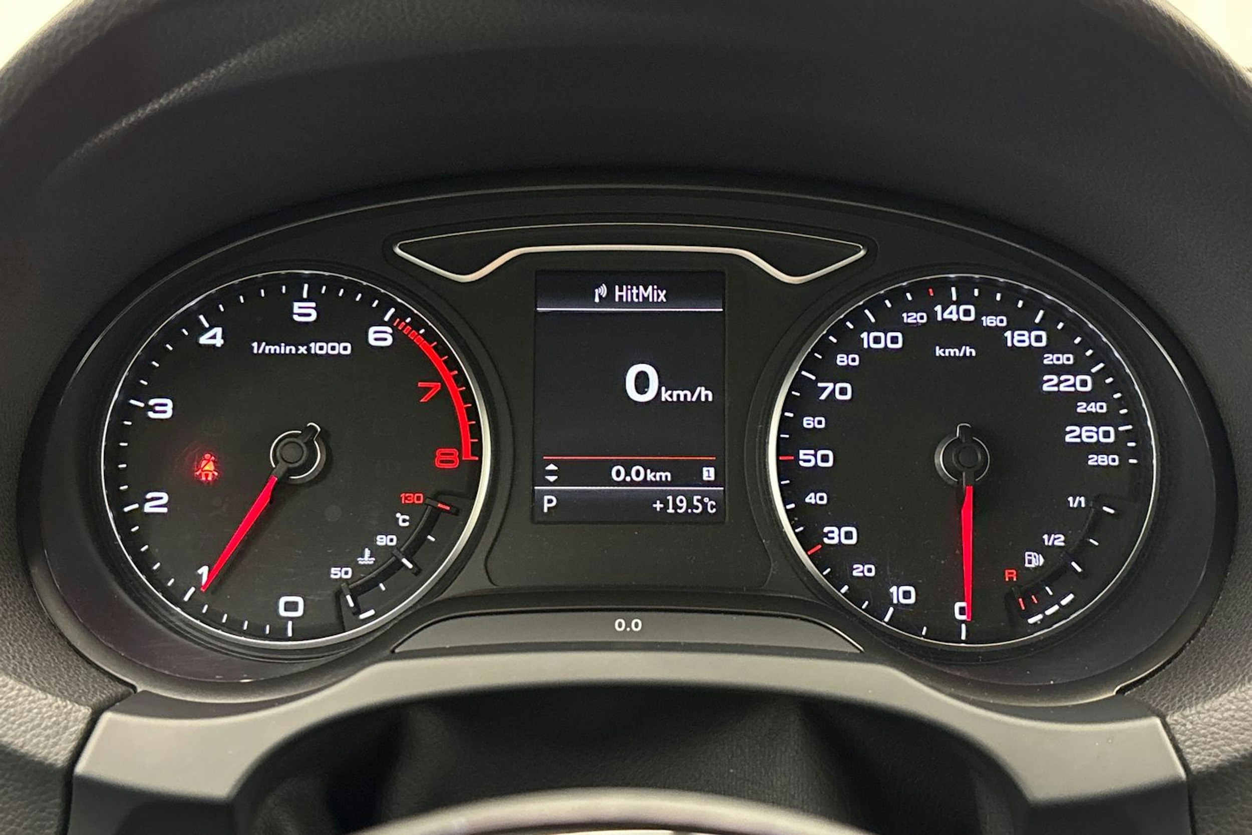 valkoinen Audi A3 2014 kuva 19.