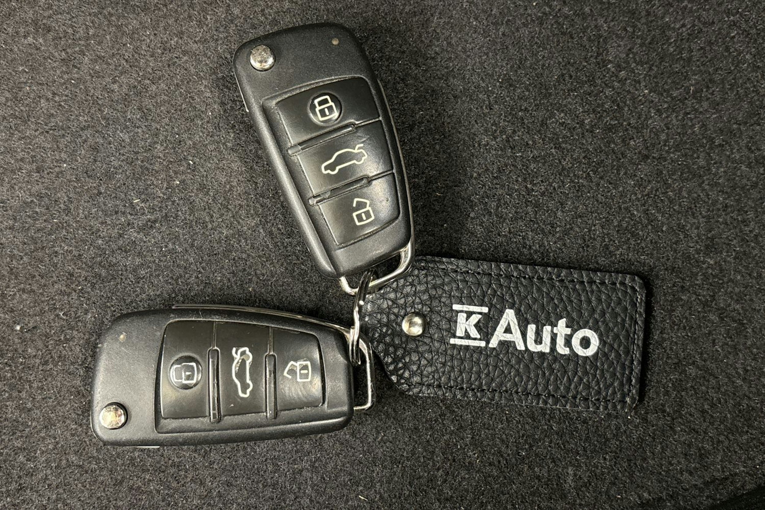 valkoinen Audi A3 2014 kuva 24.