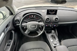 Valkoinen Audi A3 2014 kuva 3.