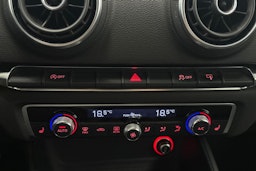 Valkoinen Audi A3 2014 kuva 23.
