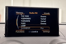 Valkoinen Audi A3 2014 kuva 25.