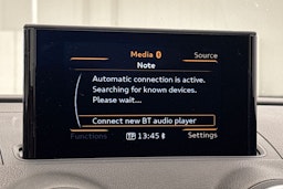 Valkoinen Audi A3 2014 kuva 28.