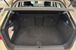 Valkoinen Audi A3 2014 kuva 33.