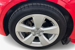 punainen Audi A3 2015 kuva 11.