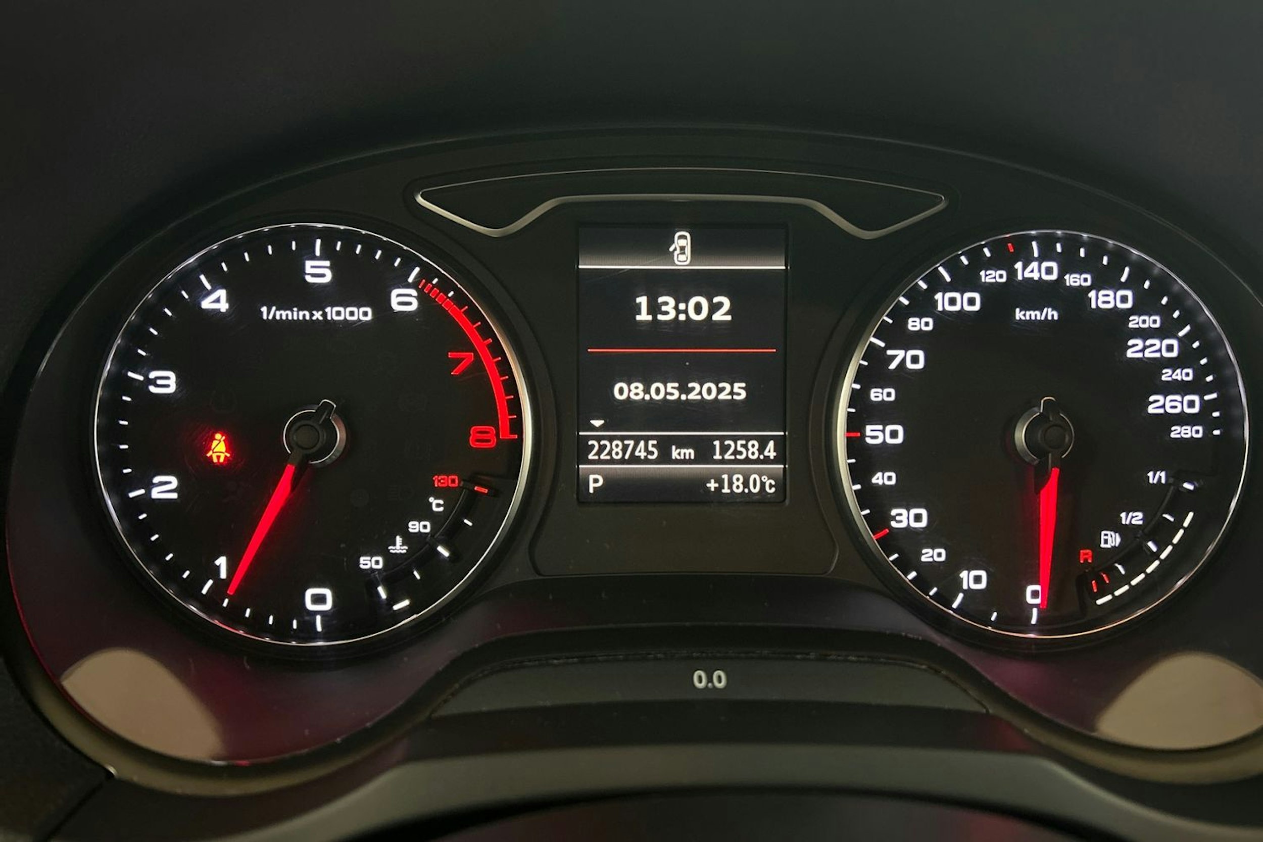punainen Audi A3 2015 kuva 14.