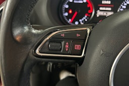 punainen Audi A3 2015 kuva 15.