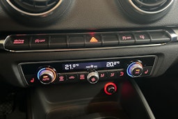 punainen Audi A3 2015 kuva 18.