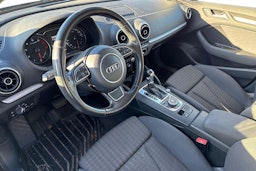 musta Audi A3 2015 kuva 3.
