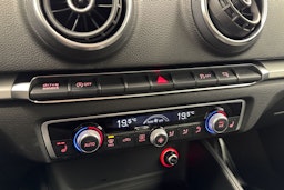 musta Audi A3 2015 kuva 16.