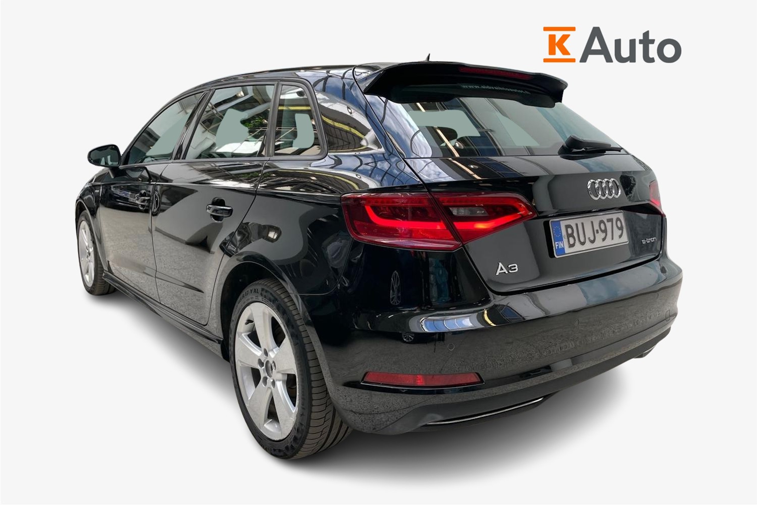 musta Audi A3 2015 kuva 2.