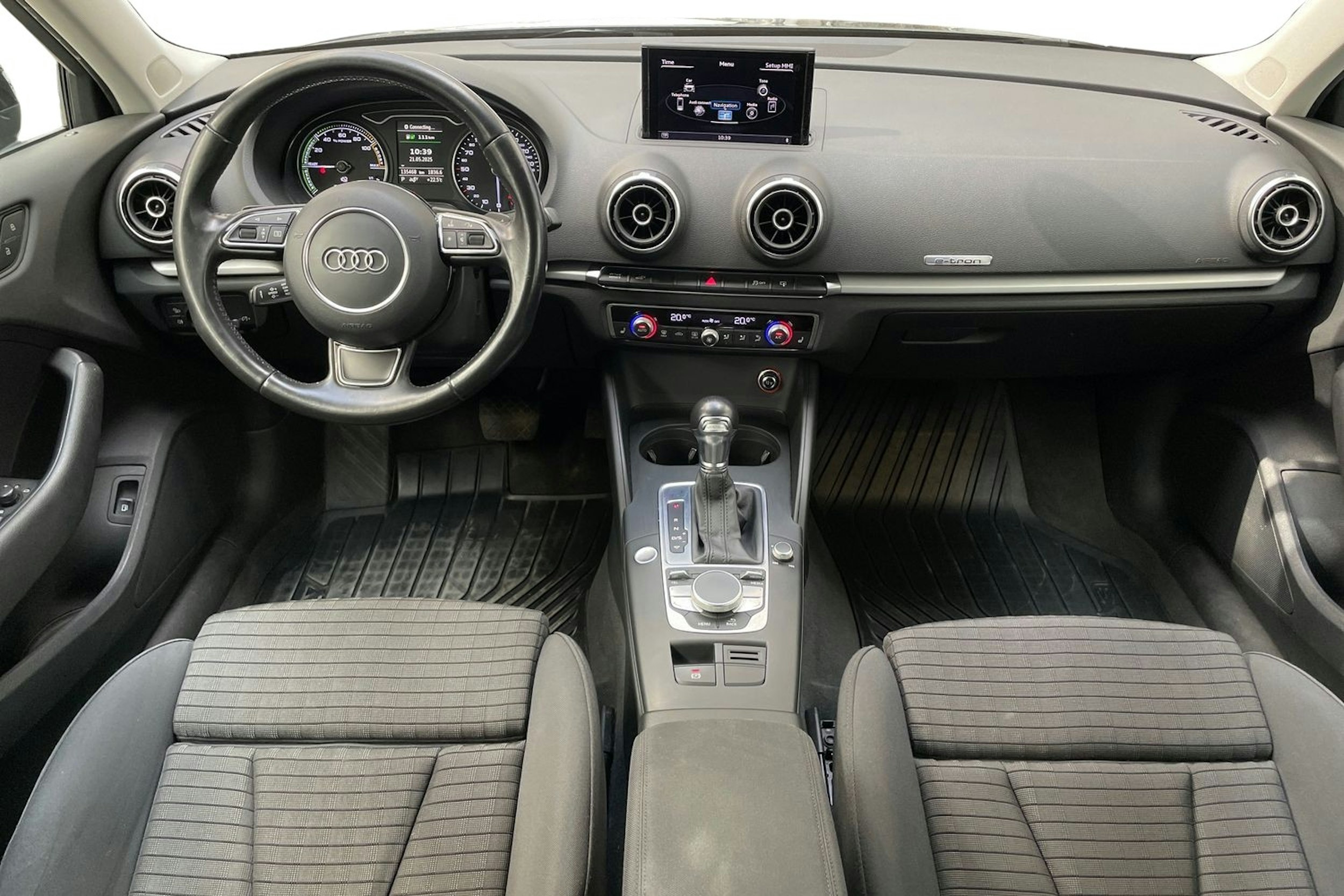 musta Audi A3 2015 kuva 9.