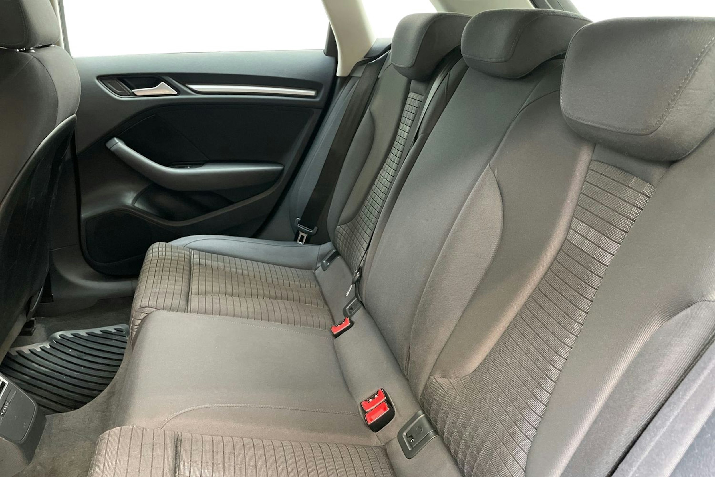 musta Audi A3 2015 kuva 10.