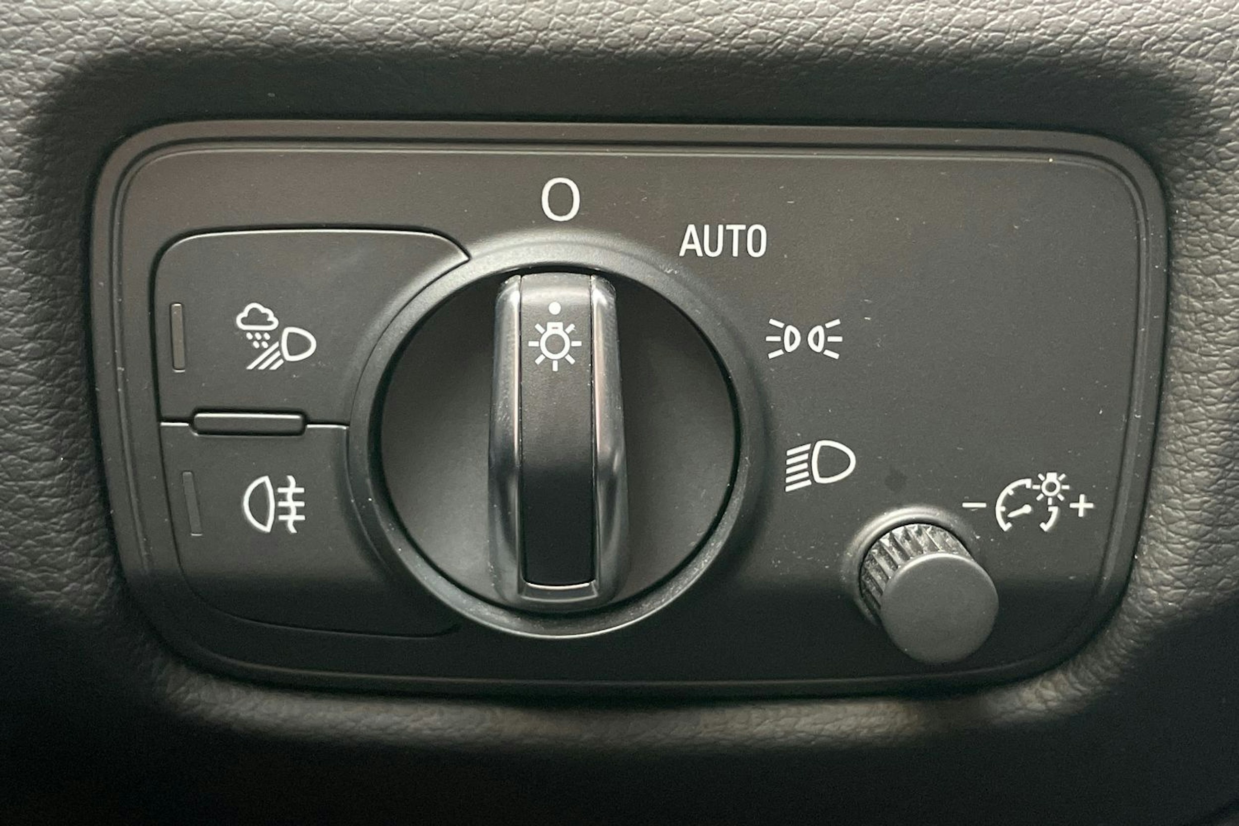 musta Audi A3 2015 kuva 17.